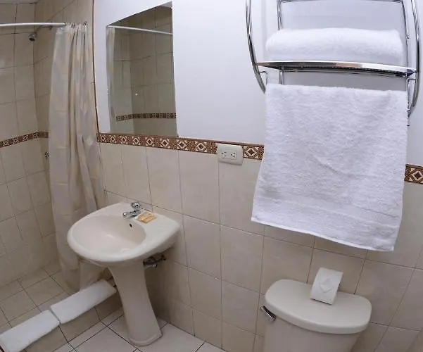 Imperial Hostal *